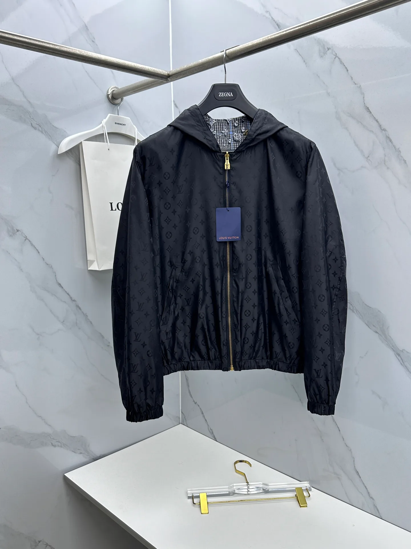 Куртки И Пуховики Мужские Louis Vuitton 2237456