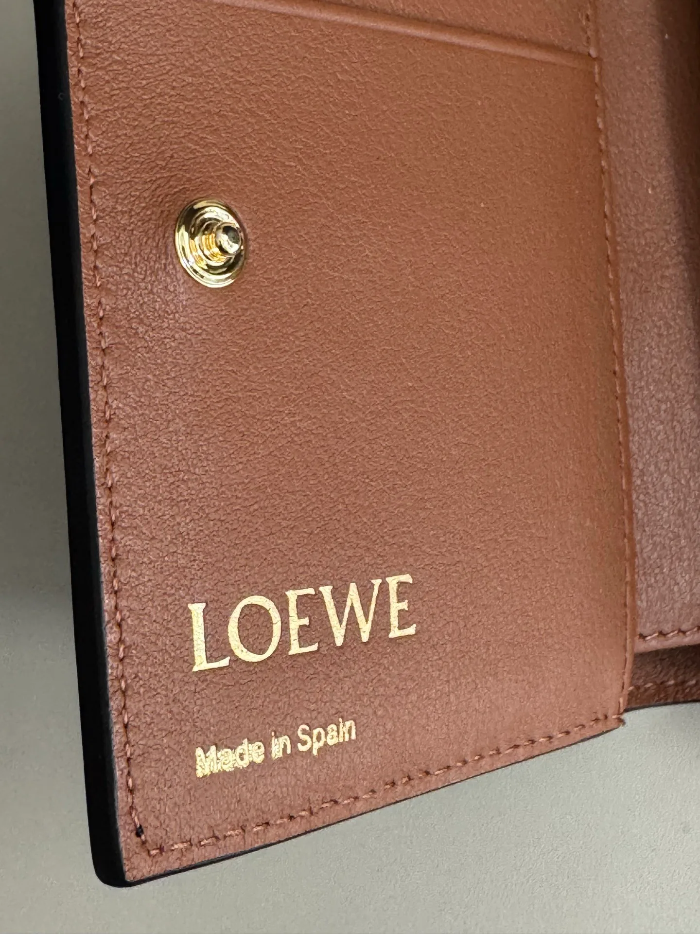 Клатчи Женские Loewe 18906585