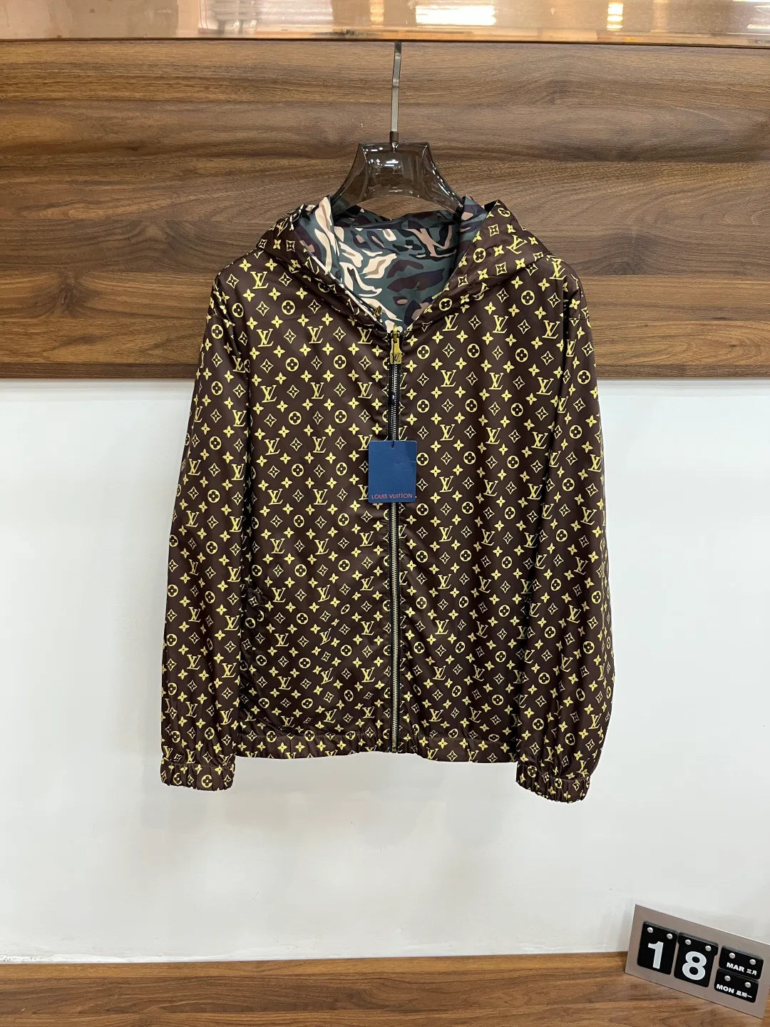 Куртки И Пуховики Мужские Louis Vuitton 11683902
