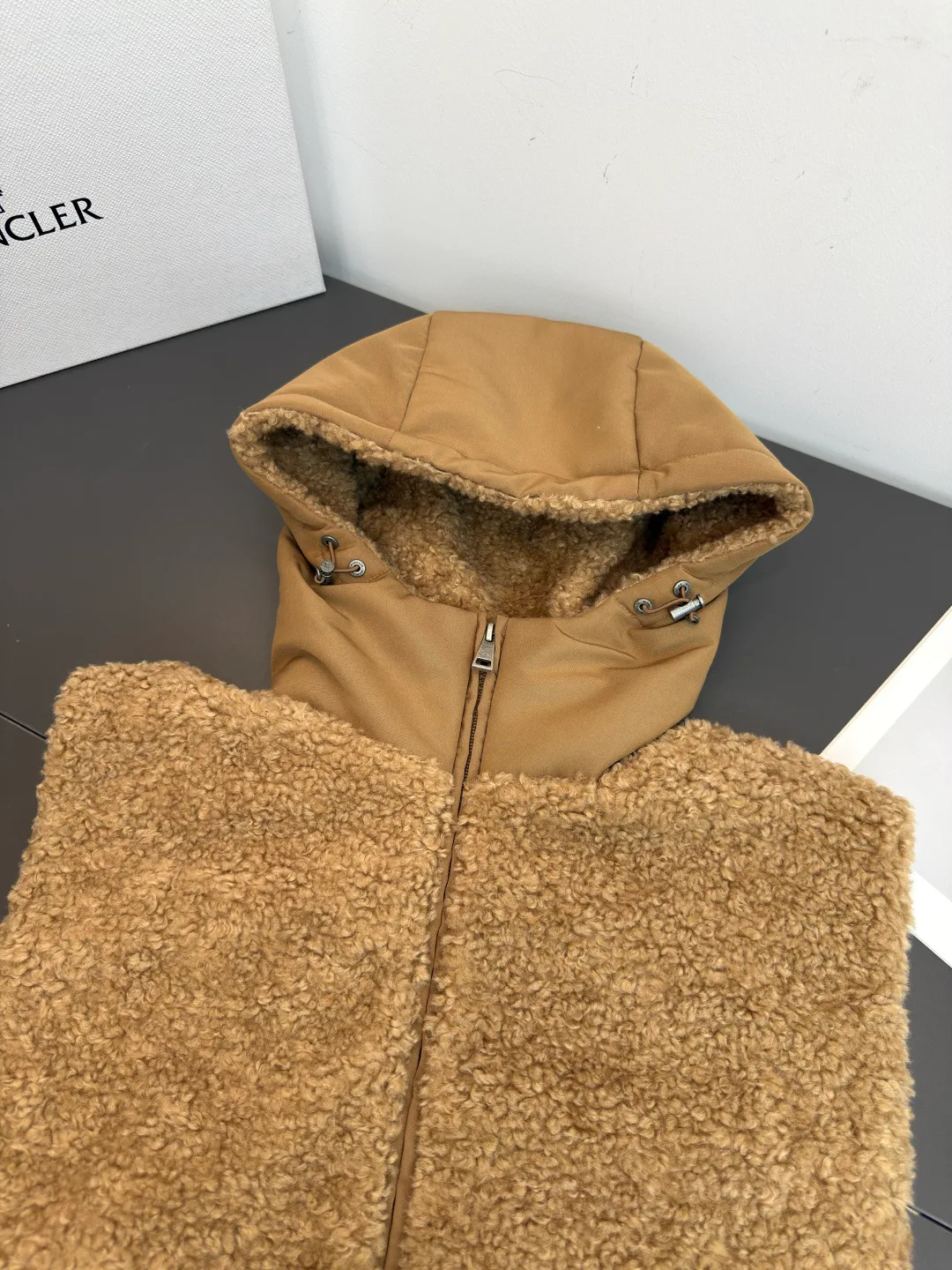 Куртки И Пуховики Женские Moncler 18816439