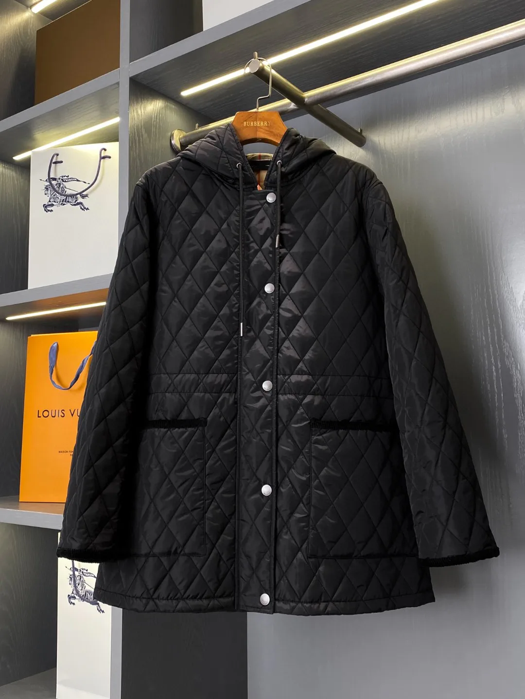 Куртки И Пуховики Женские Burberry 11672206