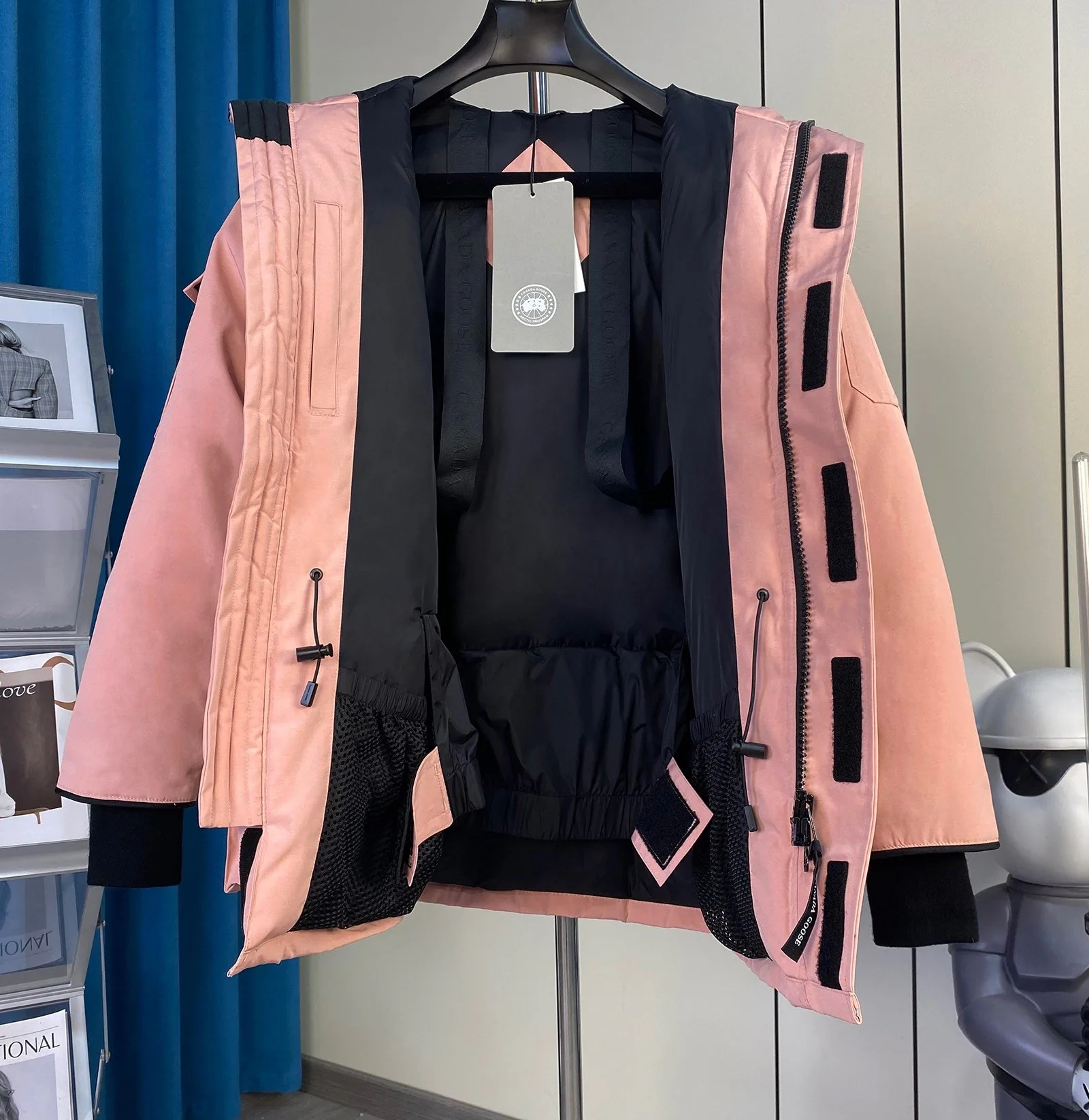 Куртки И Пуховики Женские Canada Goose 798376