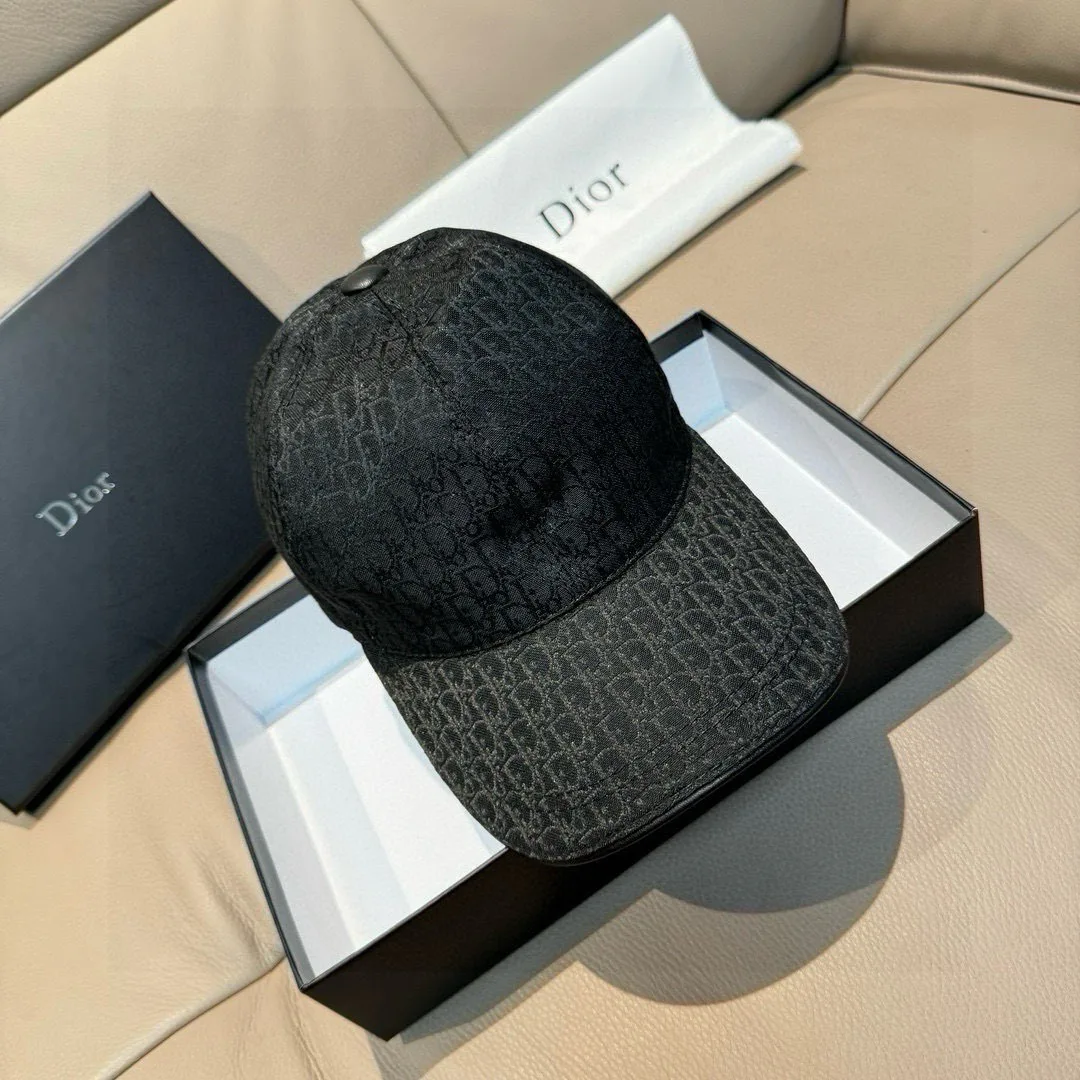 Головные Уборы Christian Dior 11055592