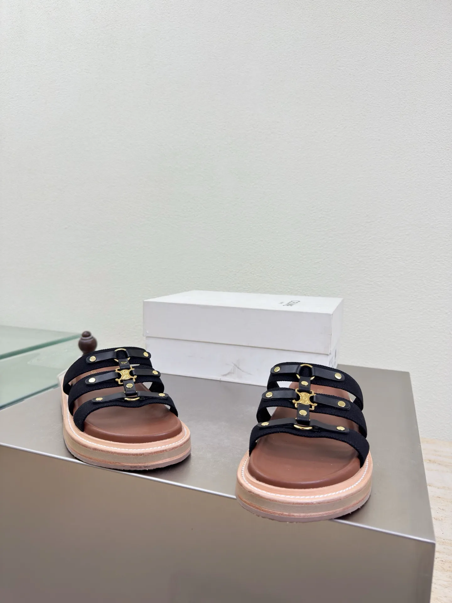 Шлепанцы Женские Celine 5084460