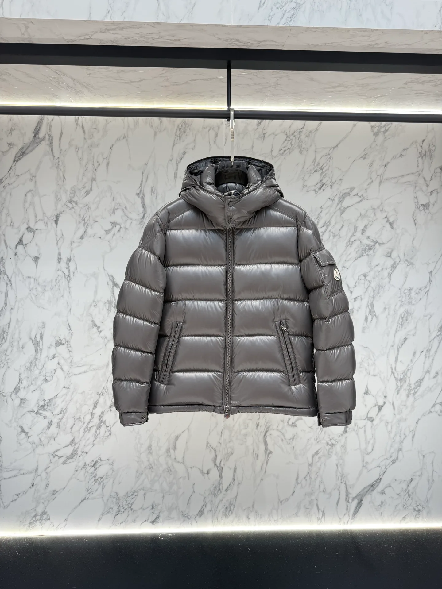 Куртки И Пуховики Мужские Moncler 17919915