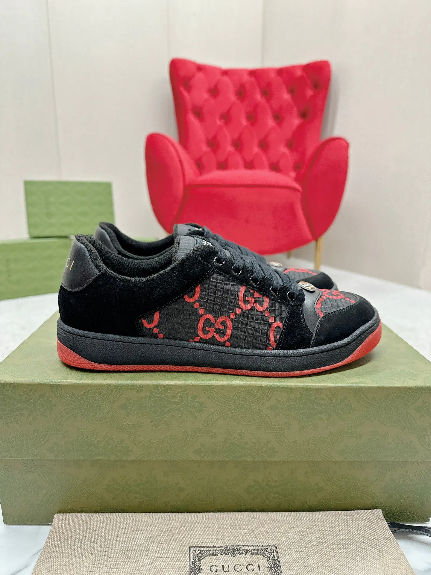 Кроссовки Женские Gucci 4784243