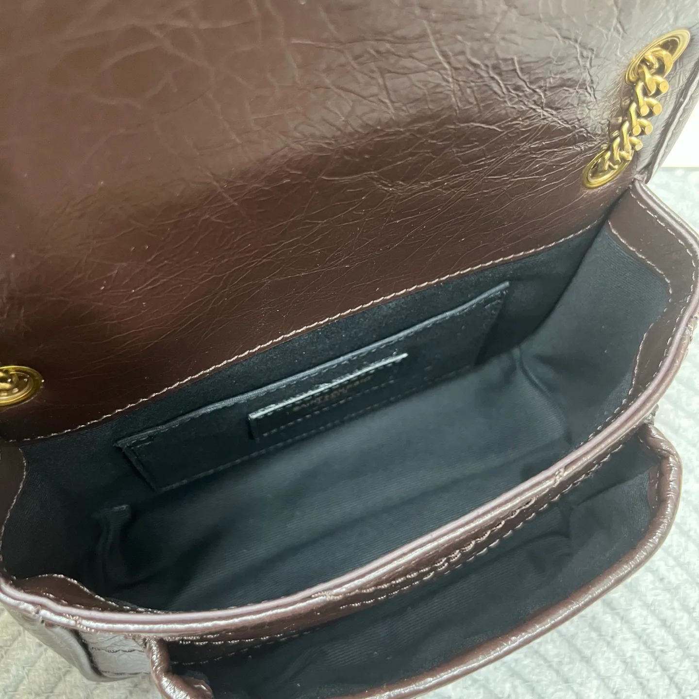 Классические Сумки Женские Saint Laurent 18220655