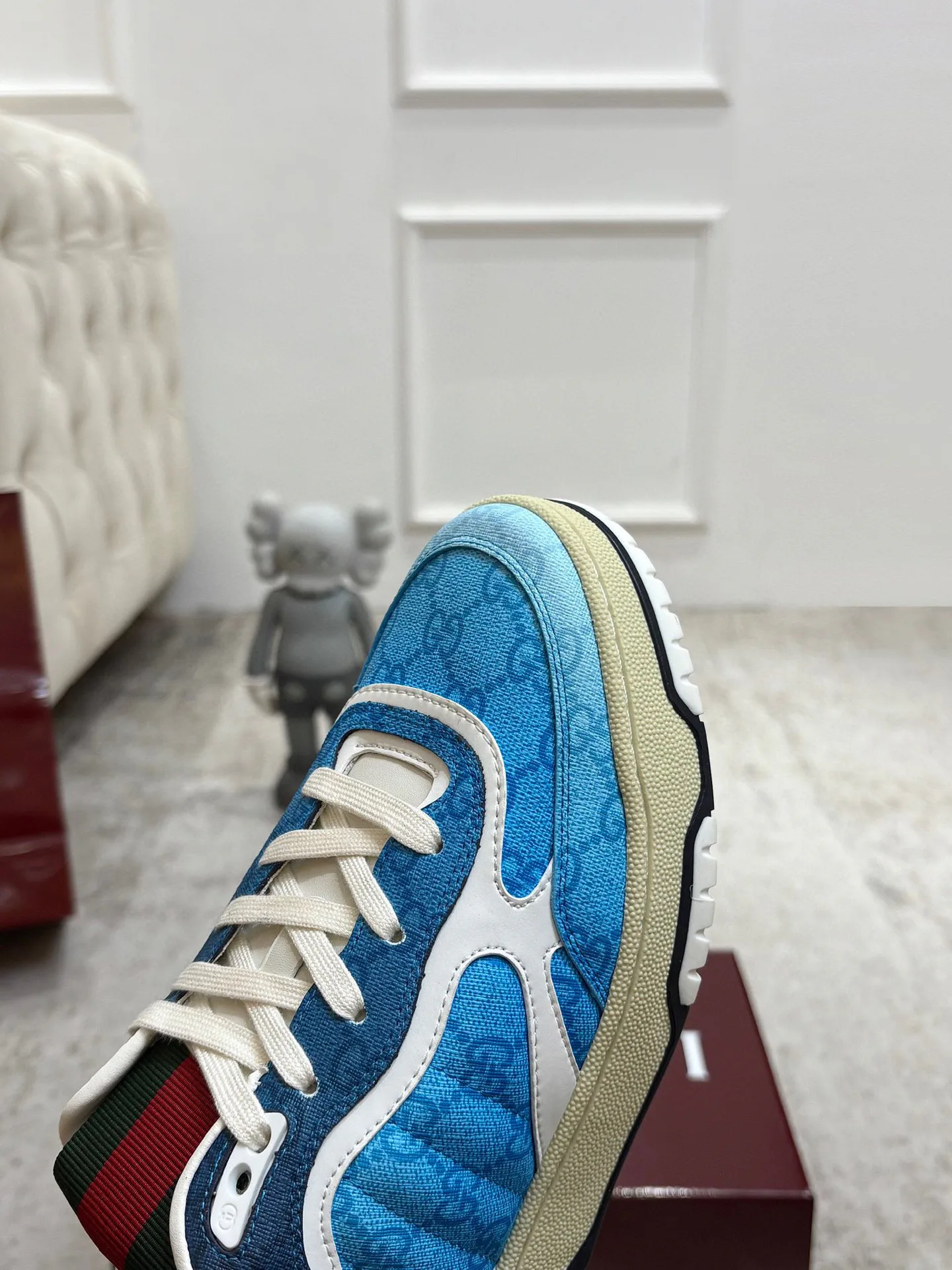 Кроссовки Женские Gucci 1021271