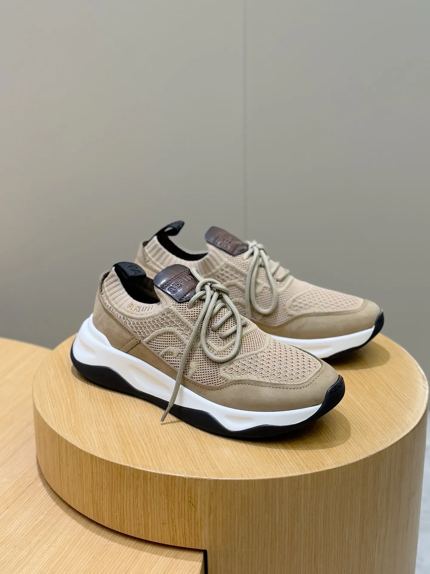 Кроссовки Мужские Berluti 166327