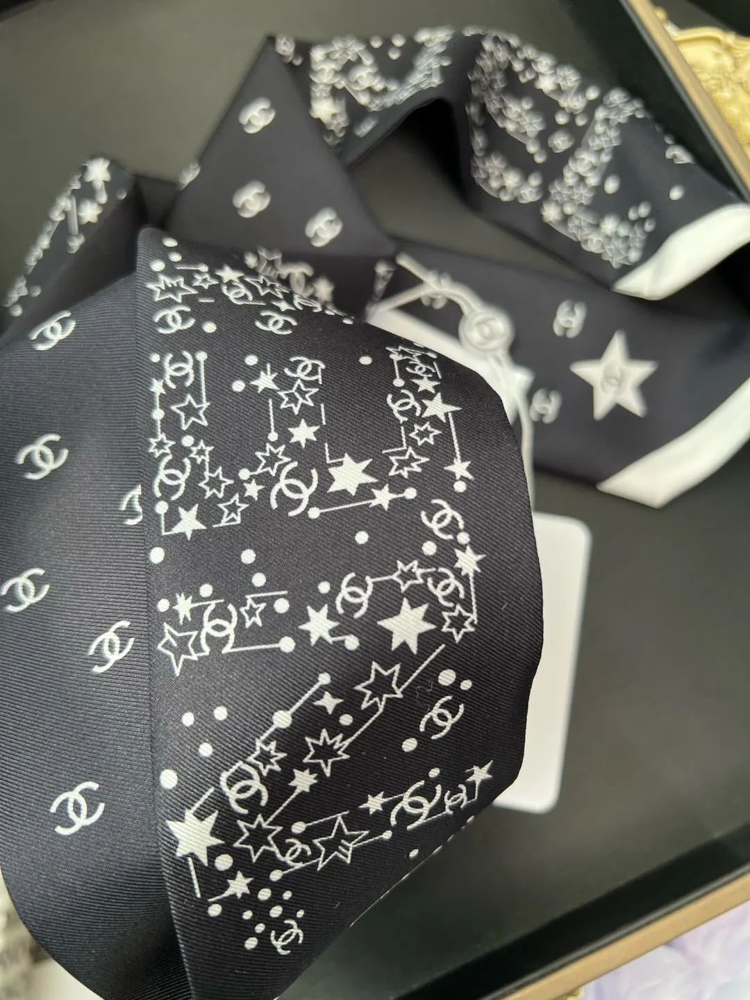 Платки Chanel 18675565
