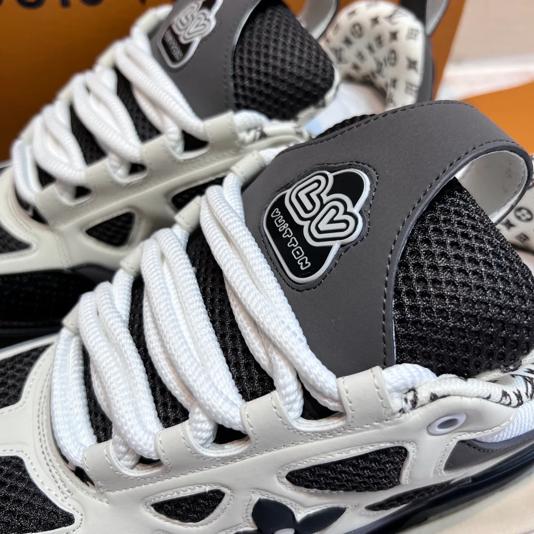 Кроссовки Мужские Louis Vuitton 1961270