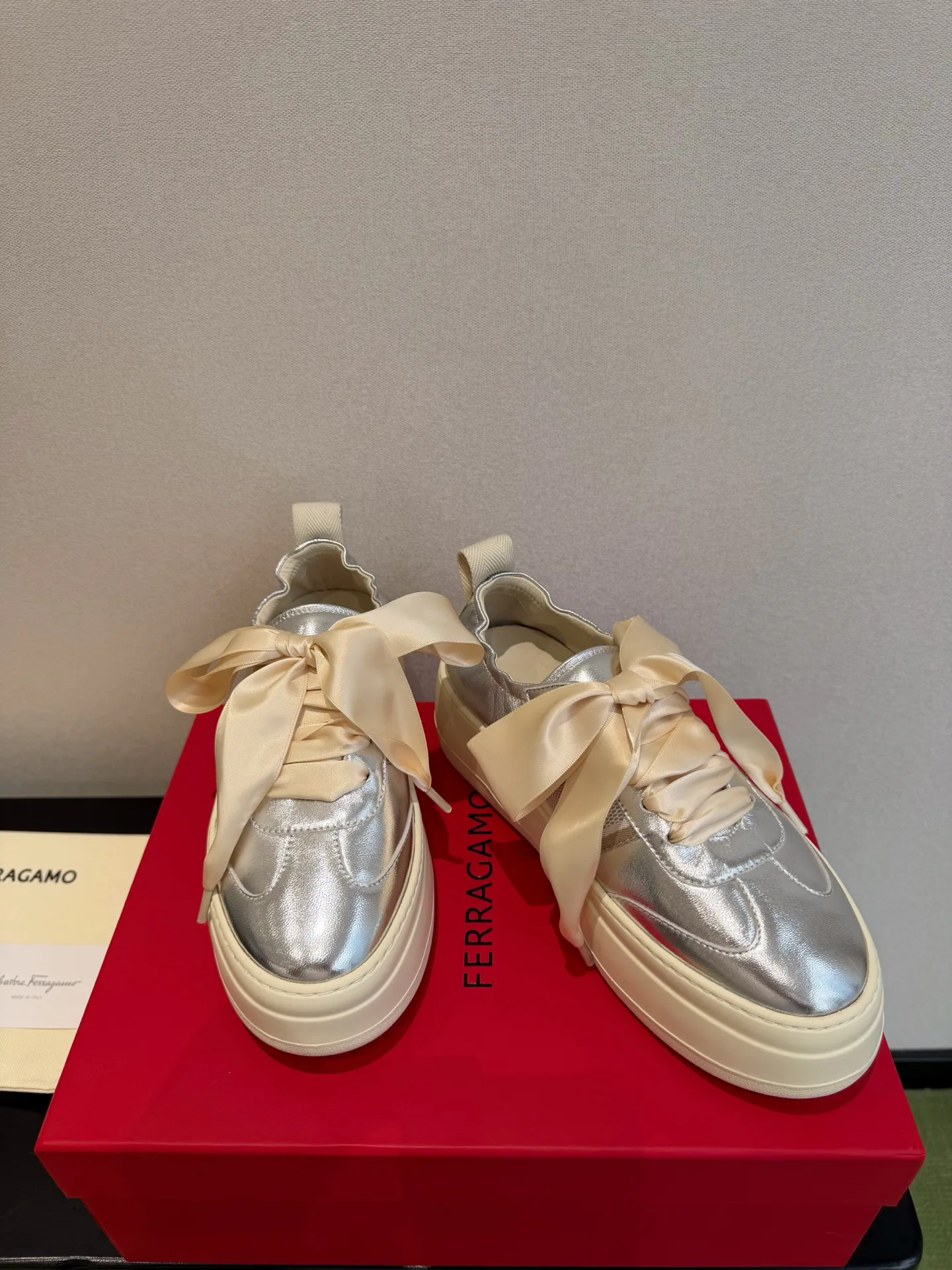 Туфли Женские Salvatore Ferragamo 12012516