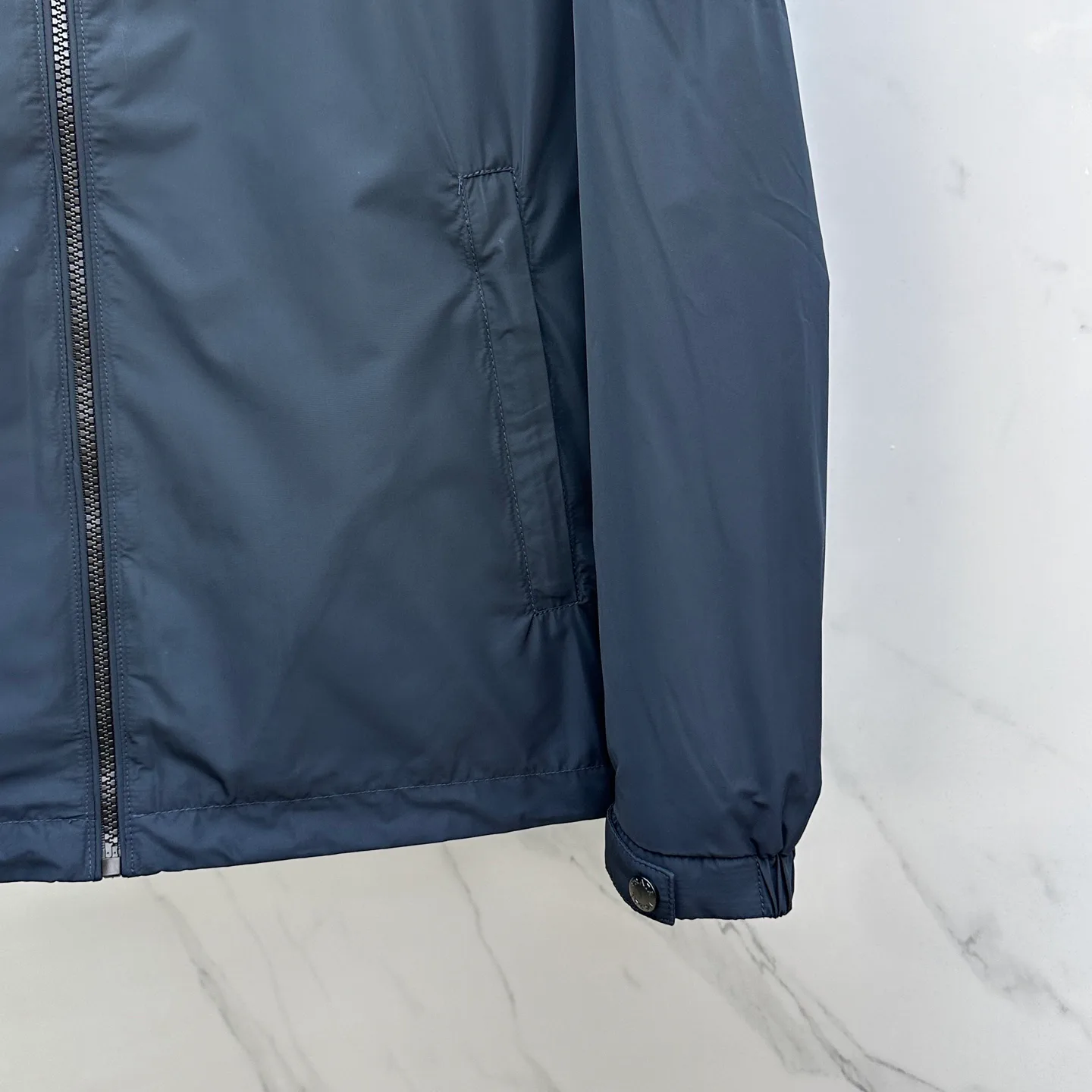 Куртки И Пуховики Мужские Prada 18246781