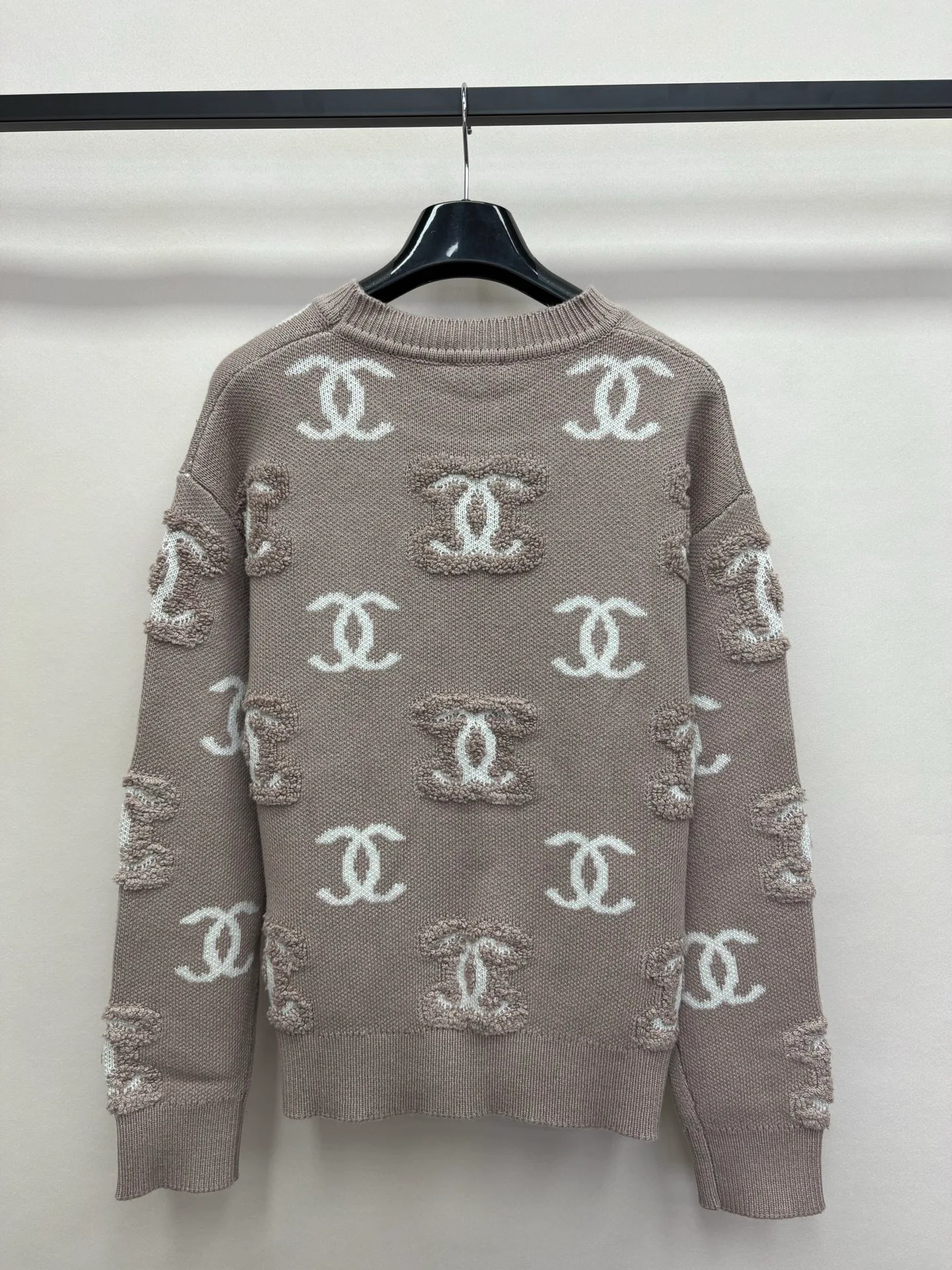 Джемперы И Свитеры Женские Chanel 17696329