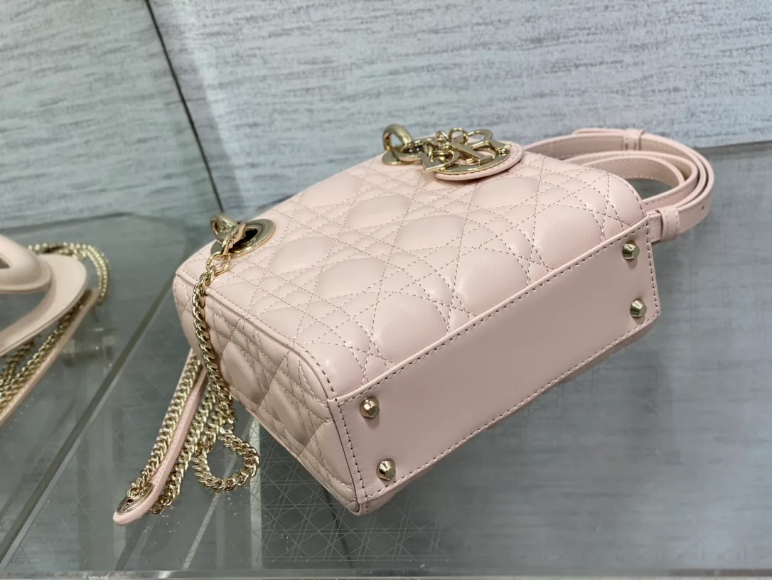 Классические Сумки Женские Christian Dior 11685154