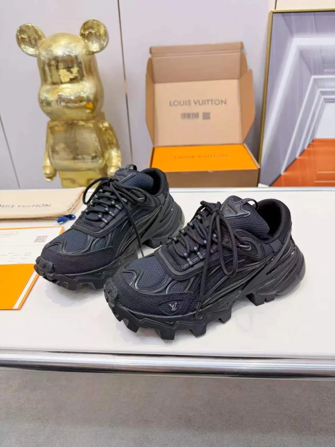 Кроссовки Мужские Louis Vuitton 13152681