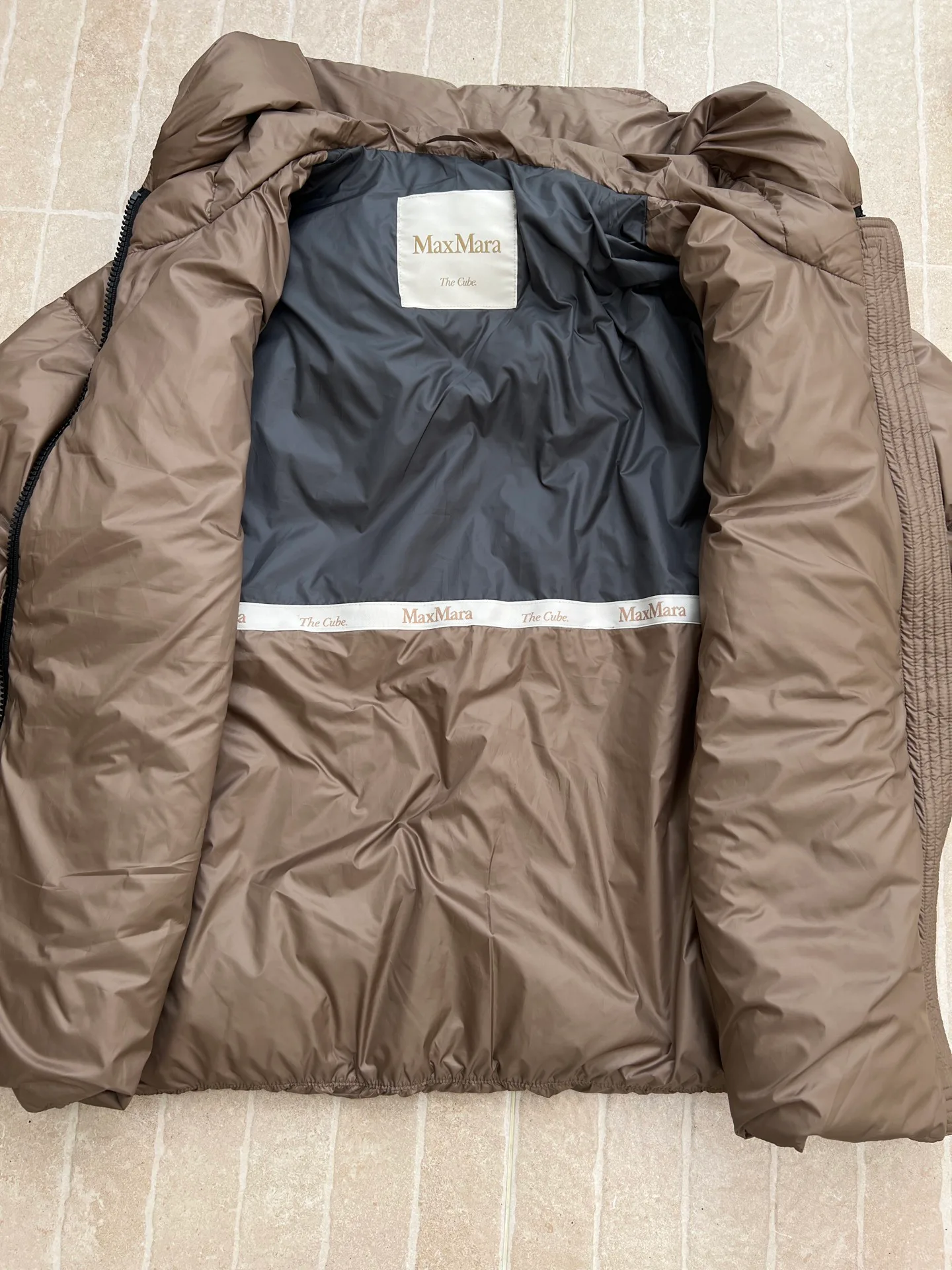 Куртки И Пуховики Женские Max Mara 1449146