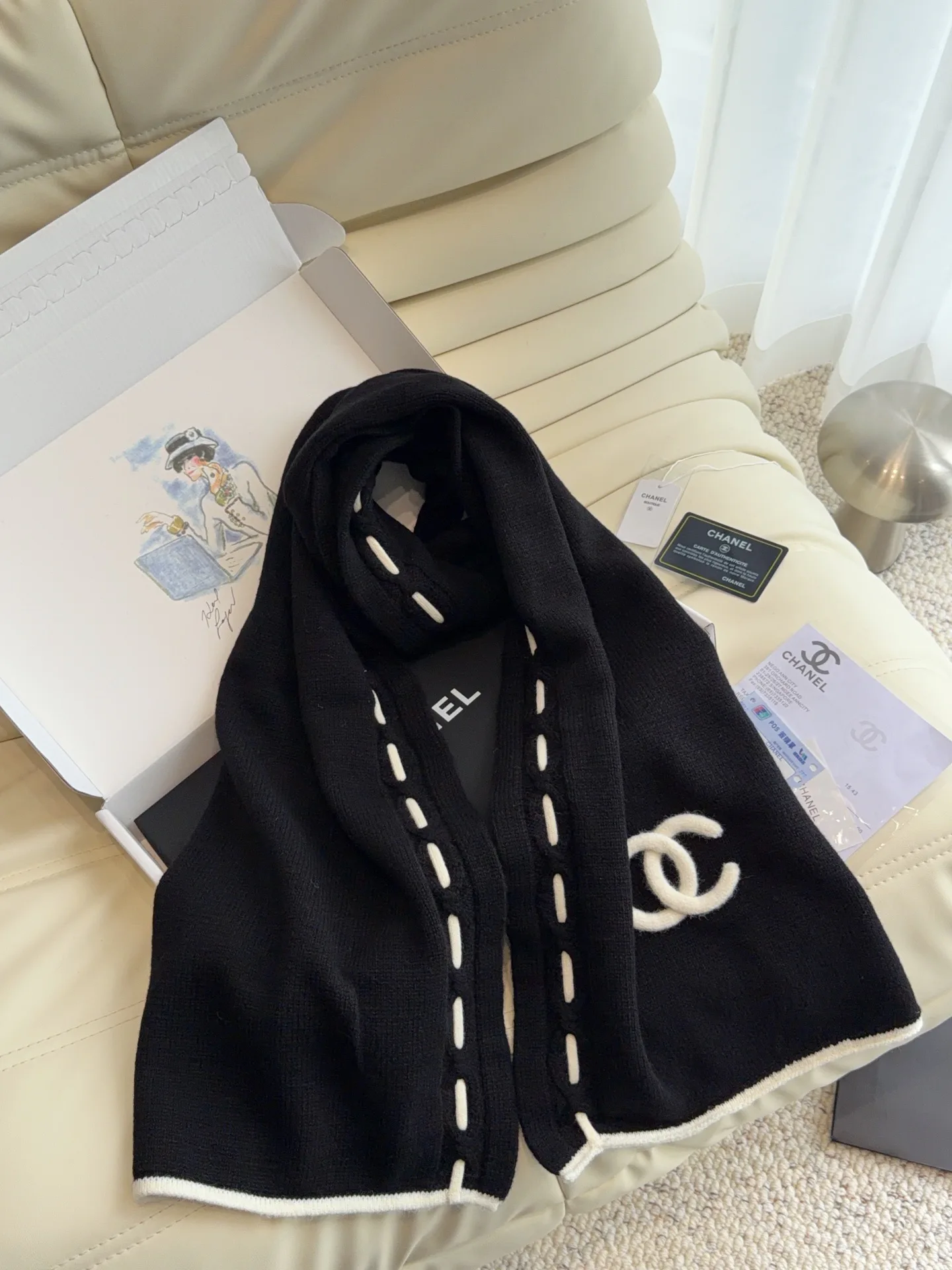 Шарфы Chanel 18105409