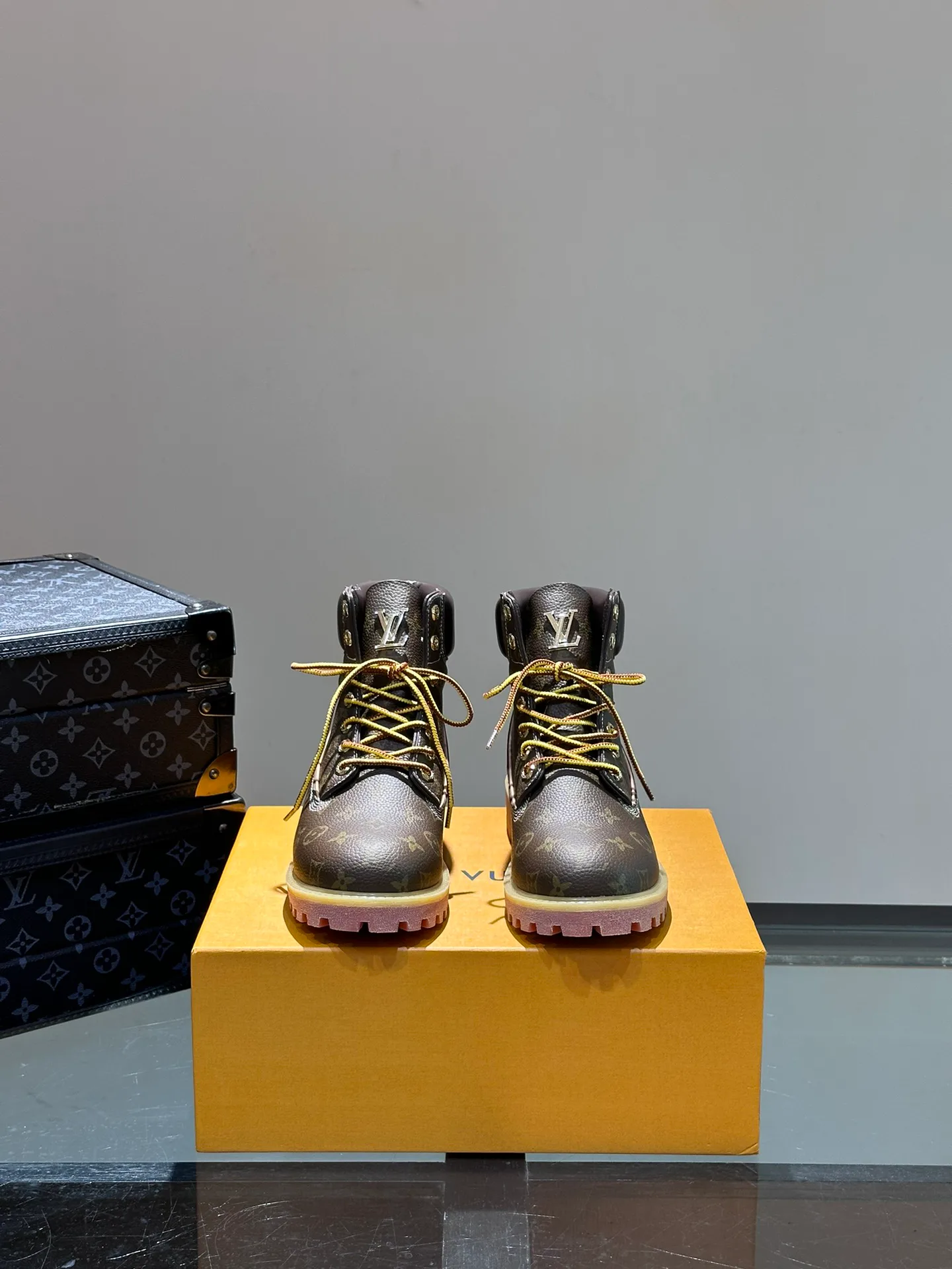 Ботинки Мужские Louis Vuitton 17955336