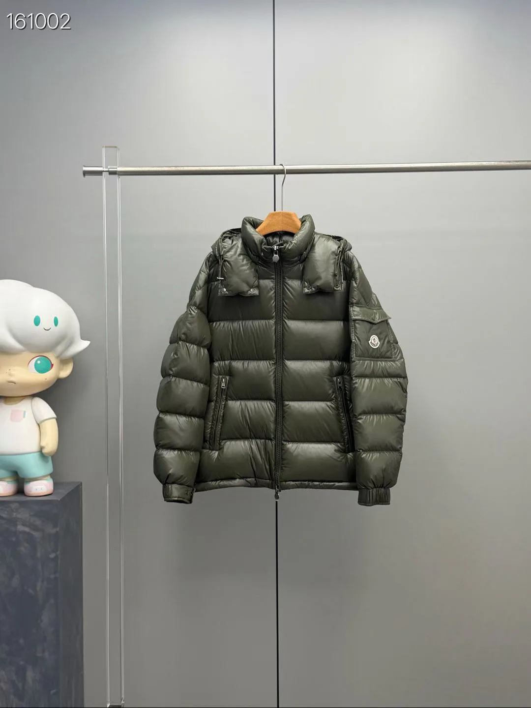 Куртки И Пуховики Женские Moncler 18761905