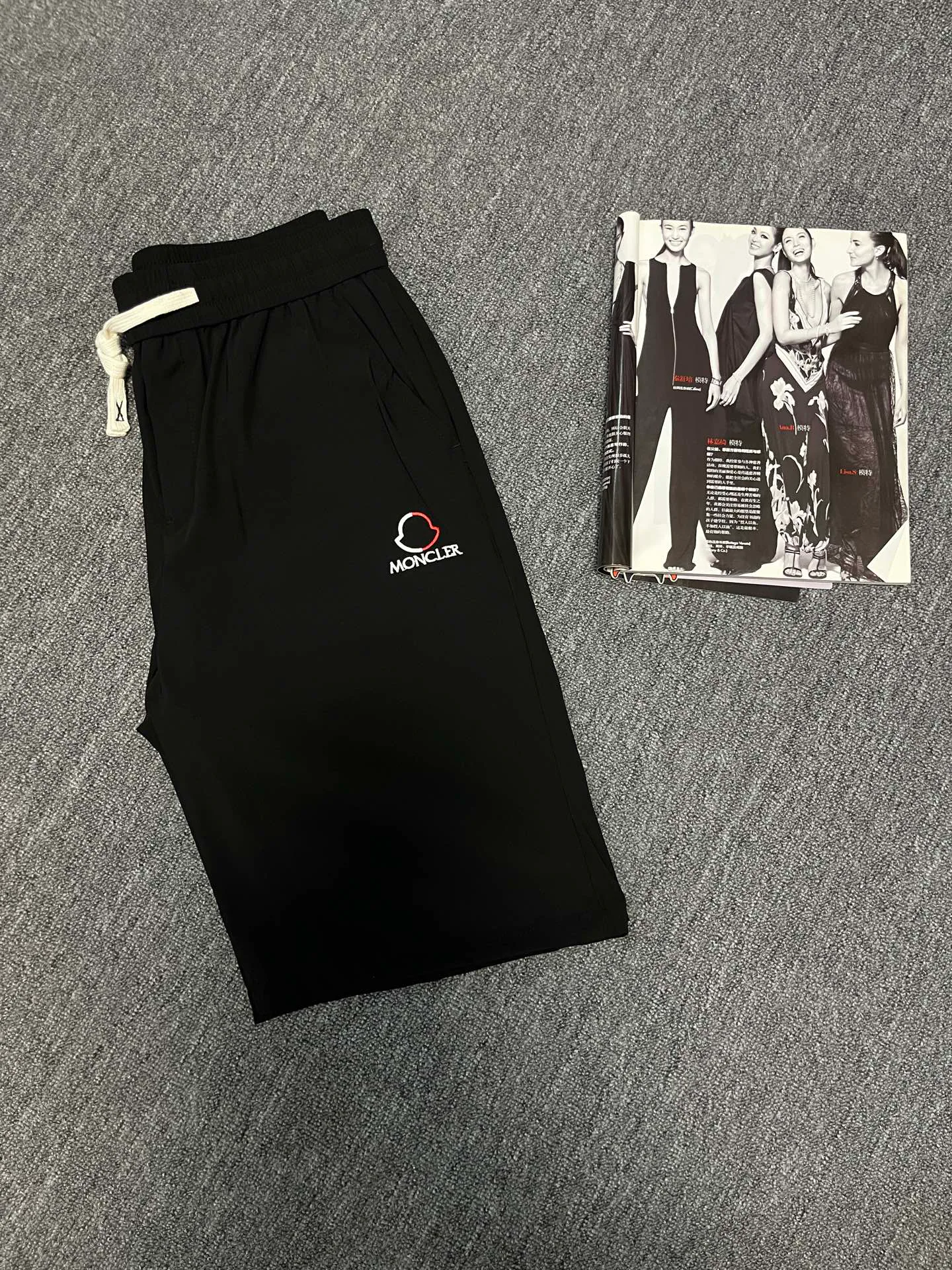 Шорты Мужские Moncler 12640989