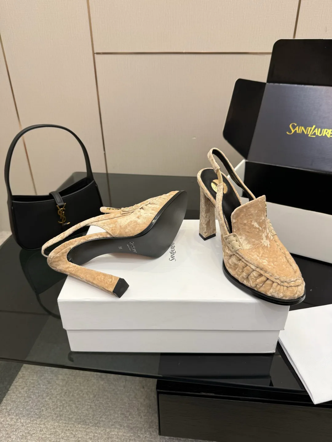 Босоножки Женские Saint Laurent 11239875
