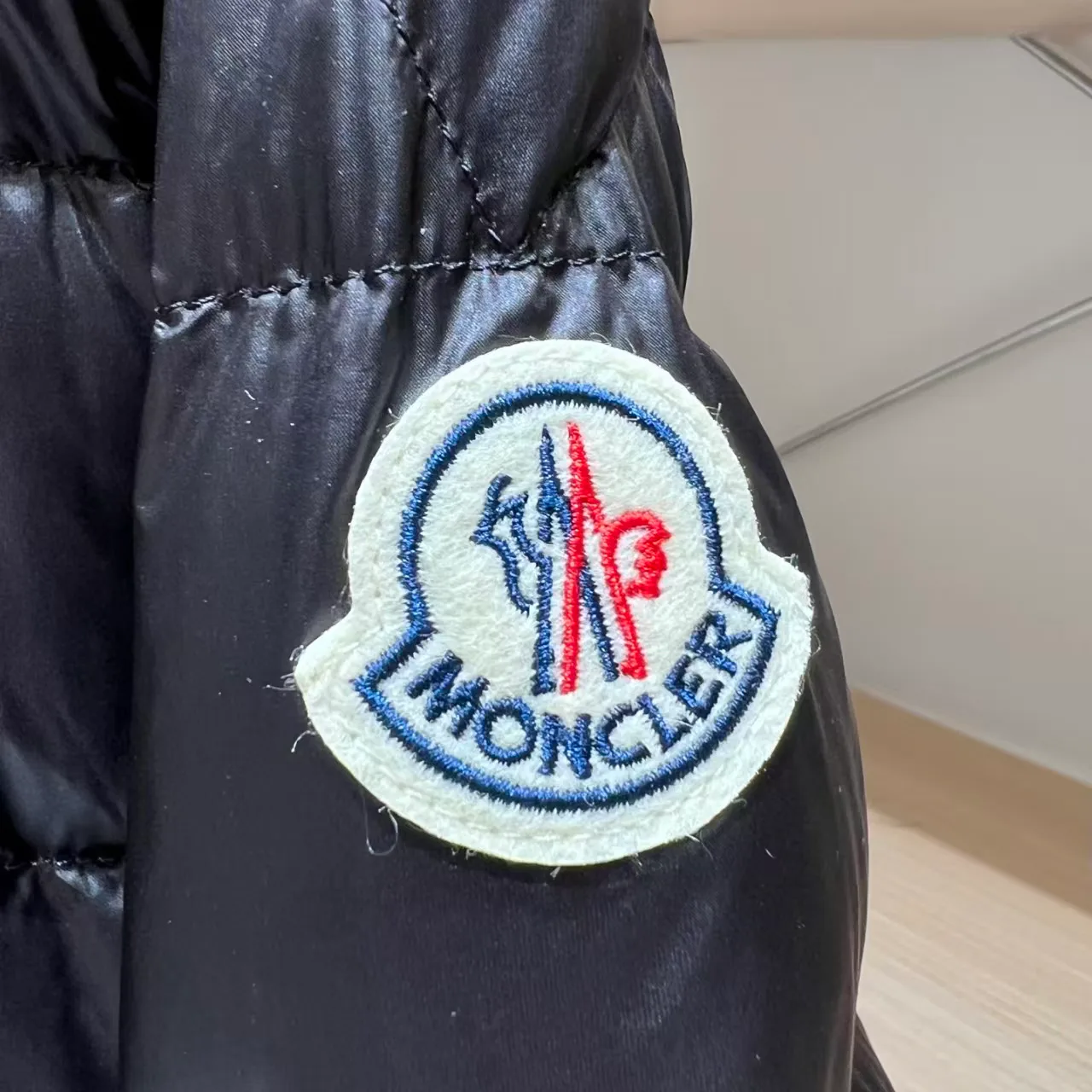 Куртки И Пуховики Женские Moncler 18131407