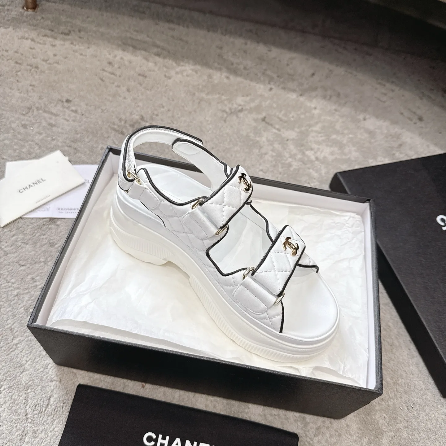 Босоножки Женские Chanel 17572326