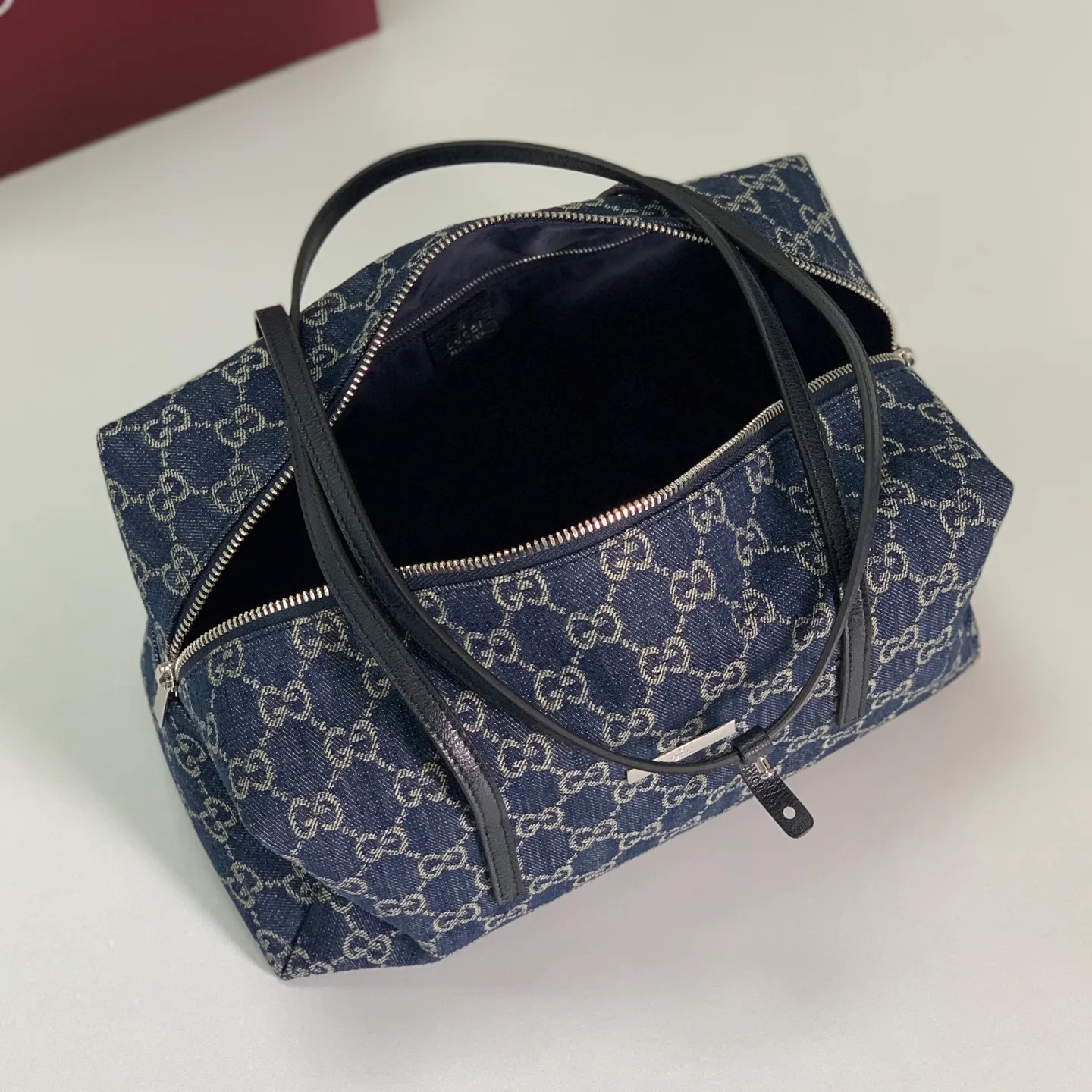 Классические Сумки Женские Gucci 17585990