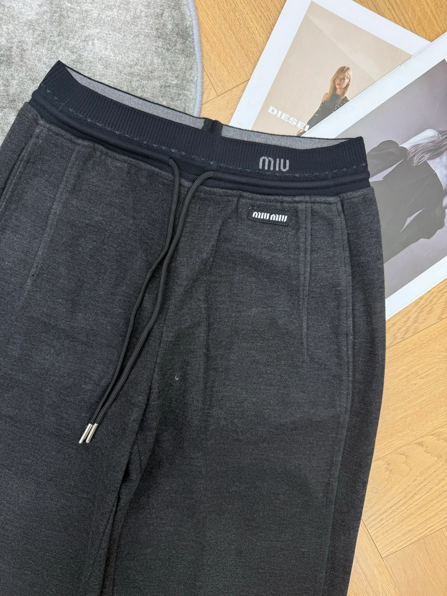 Брюки Женские Miu Miu 19071238