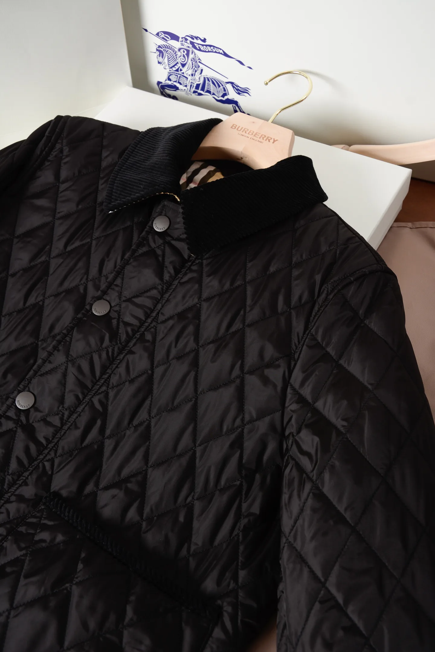 Куртки И Пуховики Женские Burberry 18513004
