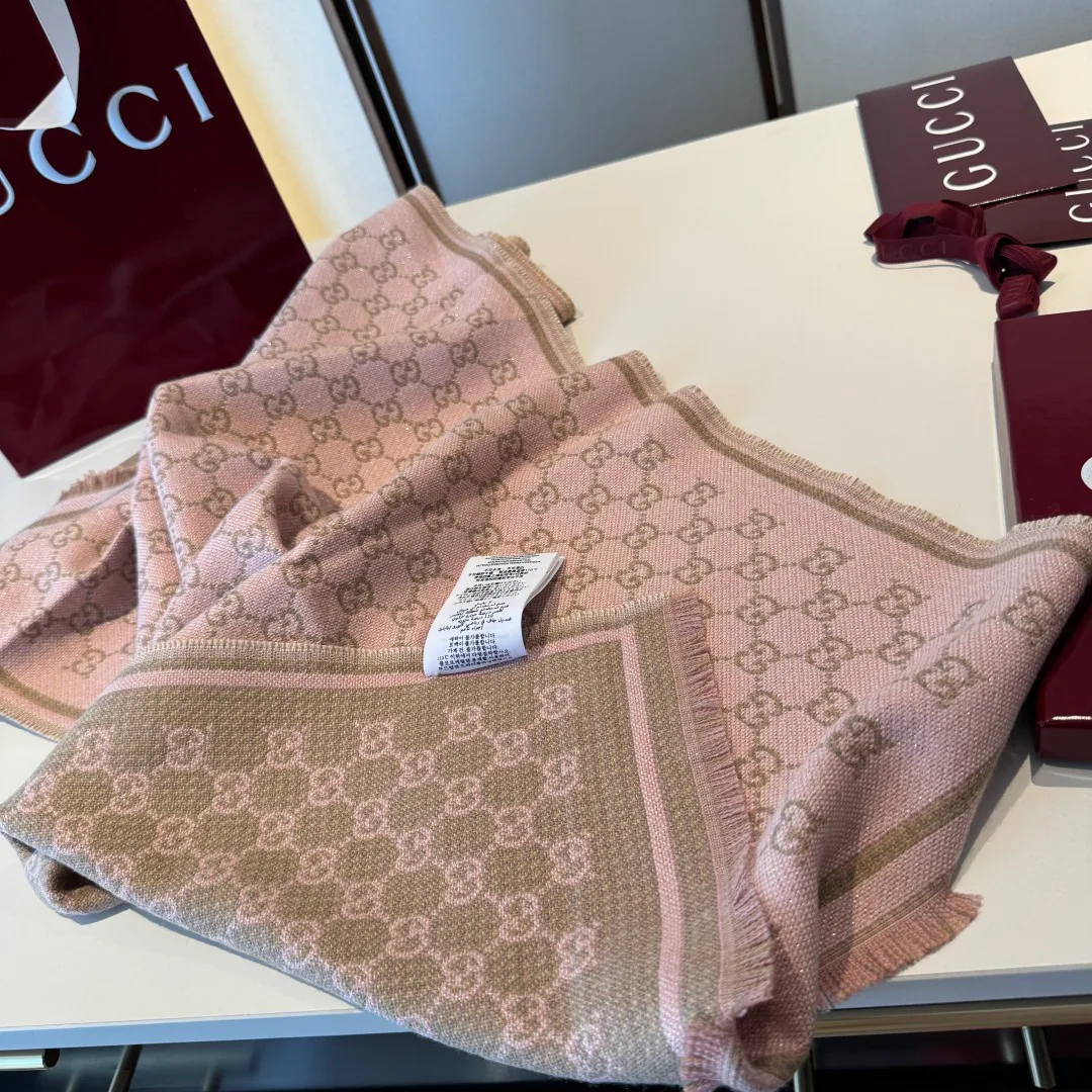Шарфы Gucci 318391
