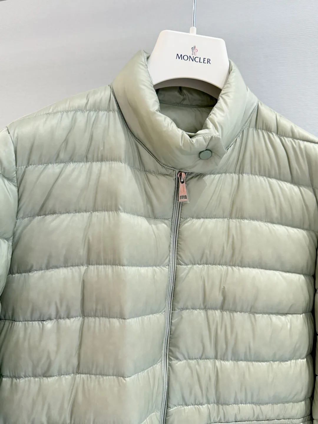 Куртки И Пуховики Женские Moncler 18049846