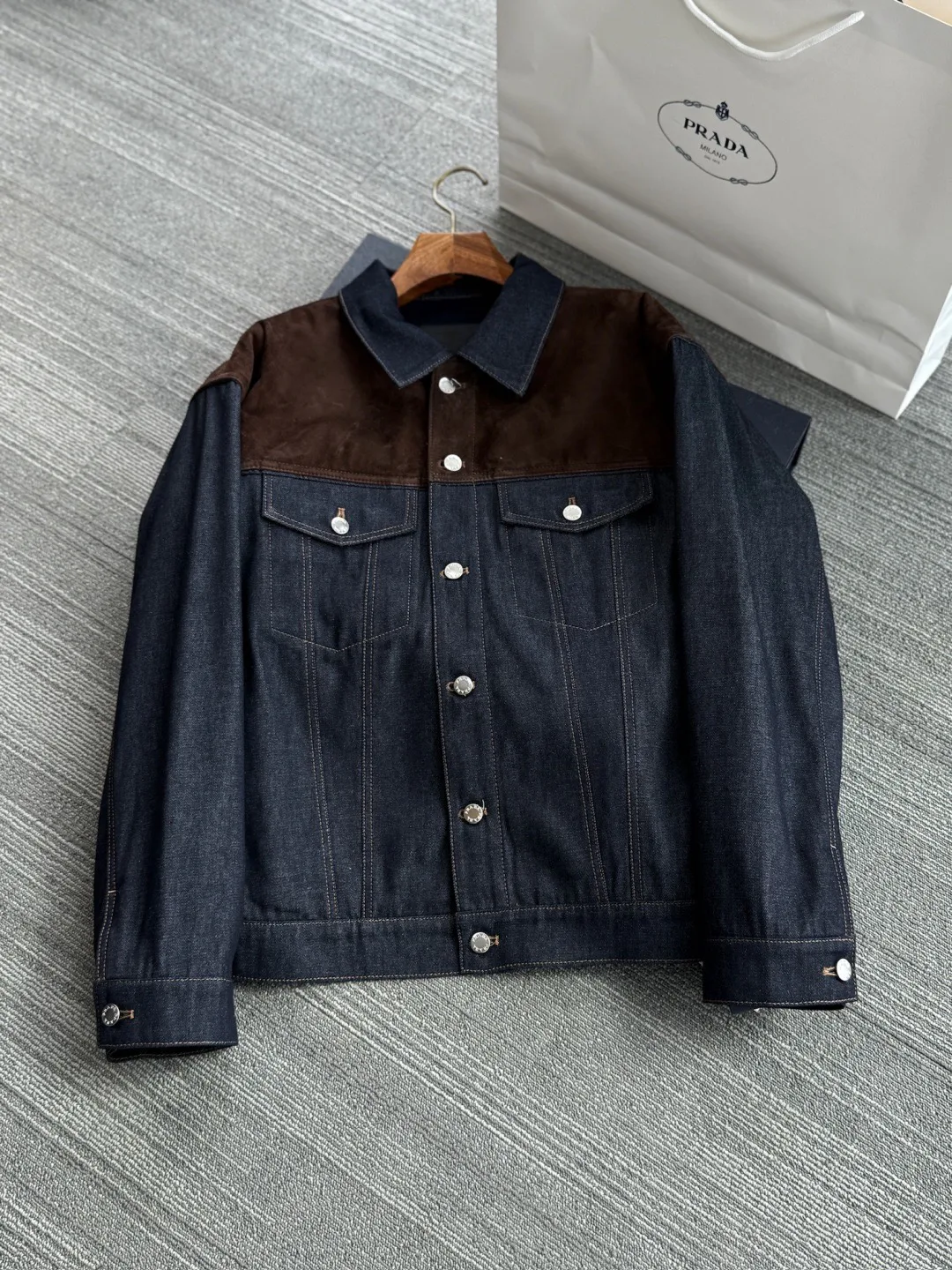 Куртки И Пуховики Женские Prada 608103