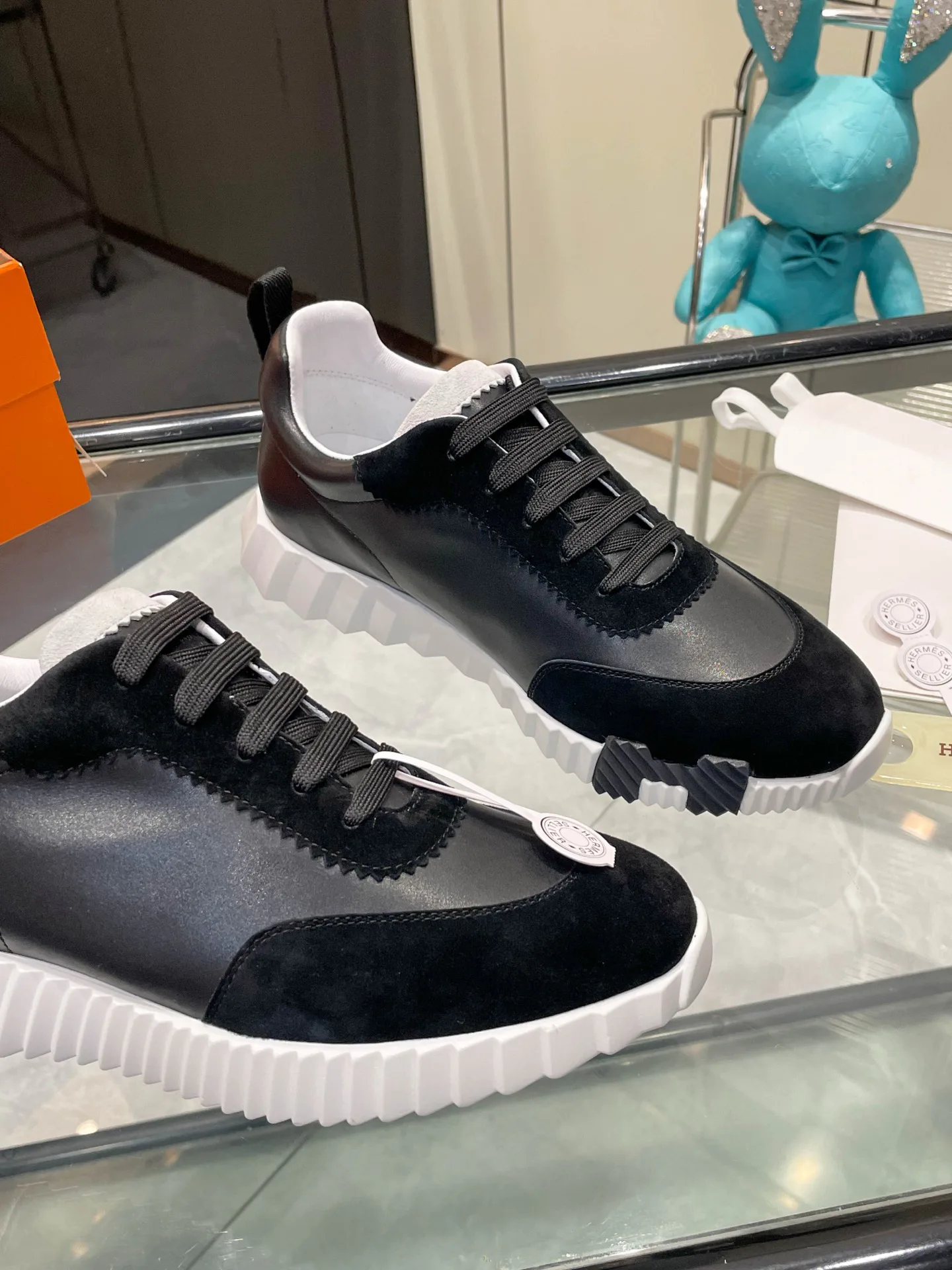 Кроссовки Женские Hermes 17954804