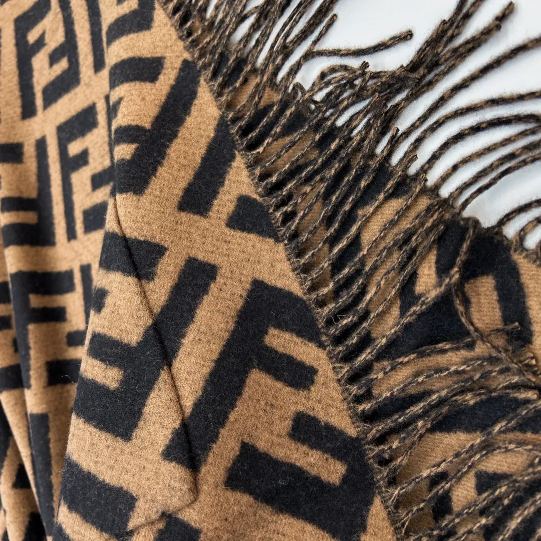 Шарфы Fendi 1669517
