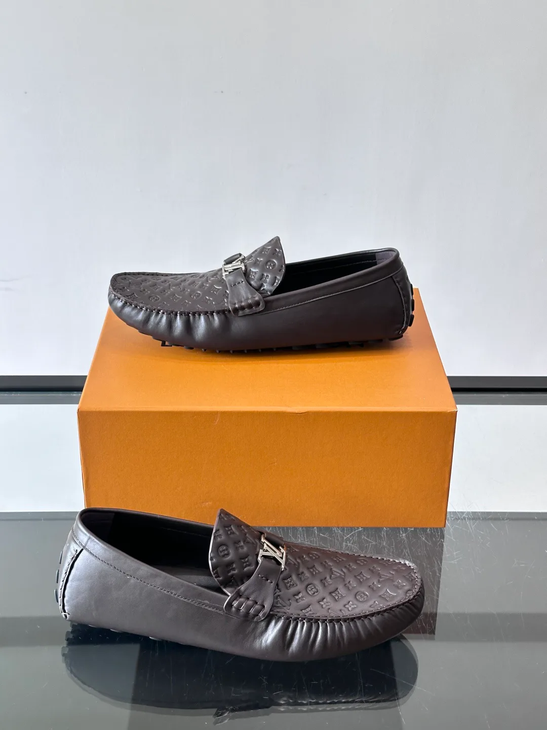 Лоферы И Туфли Мужские Louis Vuitton 17646143