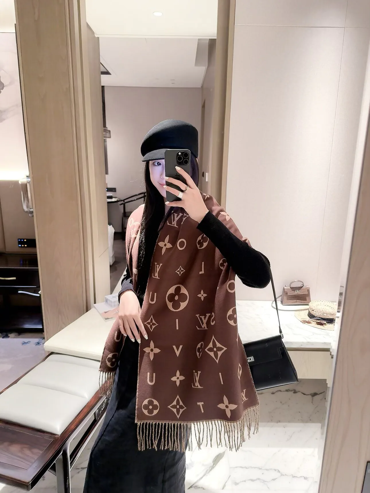 Шарфы Louis Vuitton 18377562