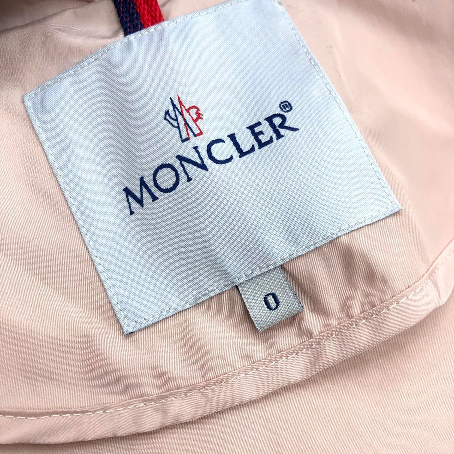 Куртки И Пуховики Женские Moncler 10956315
