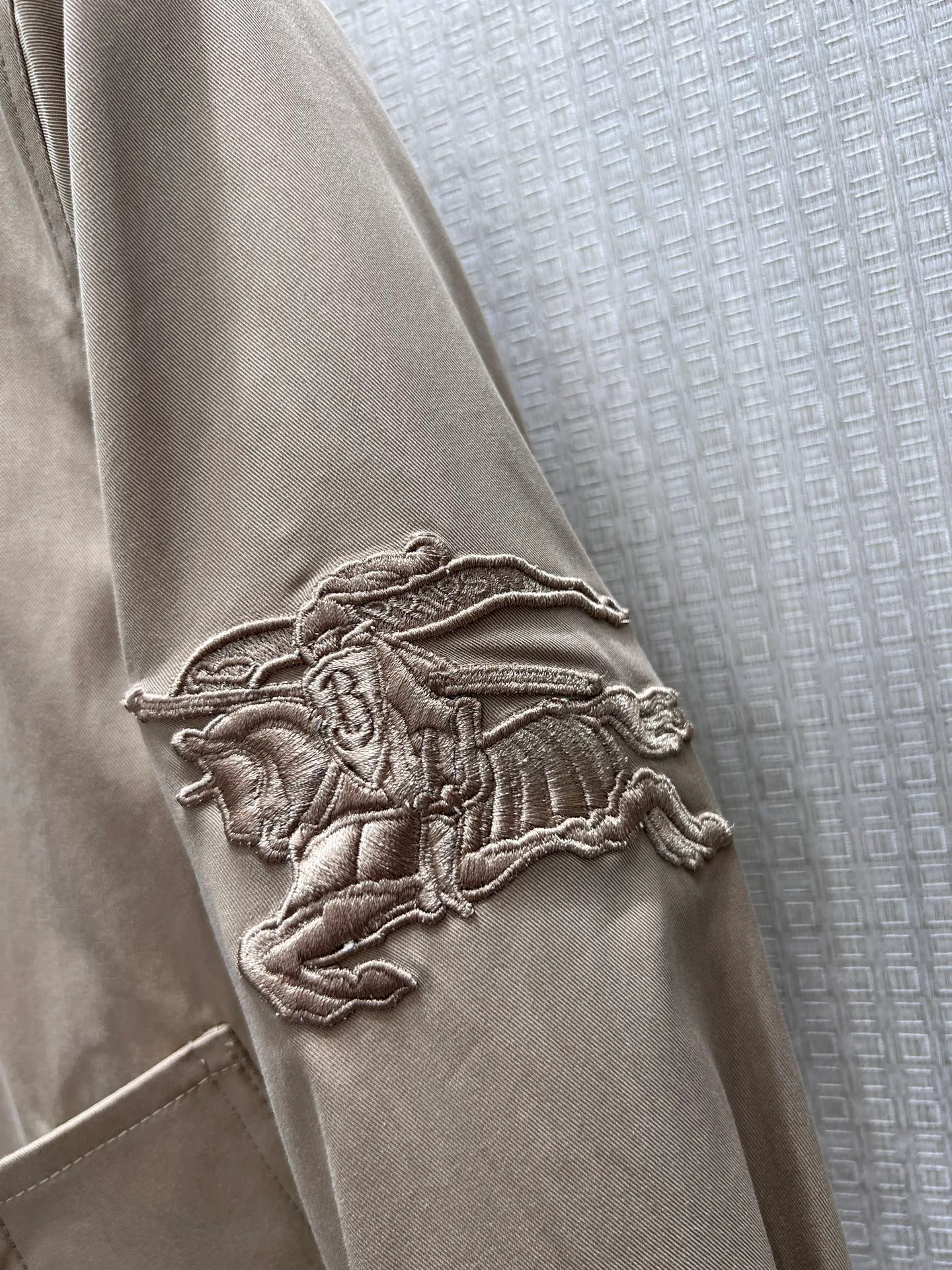 Куртки И Пуховики Женские Burberry 17719136