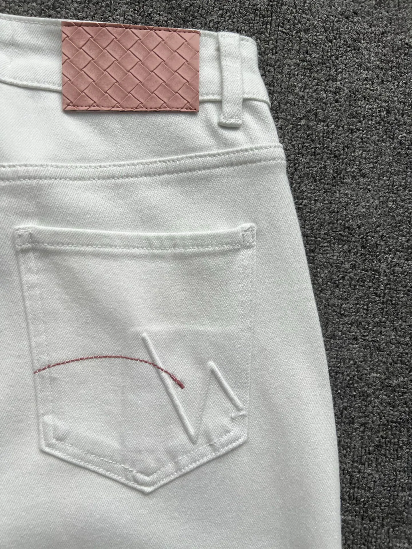 Джинсы Женские Bottega Veneta 9661283