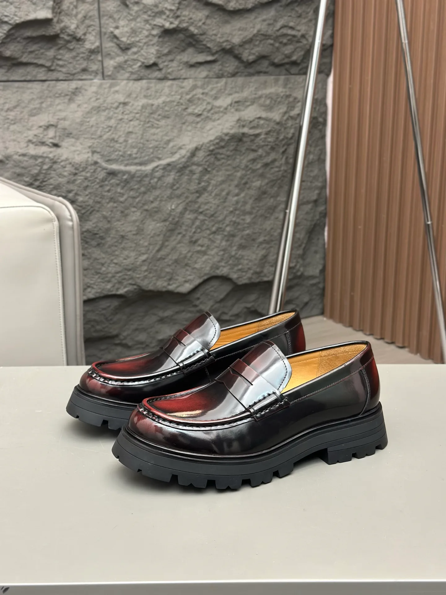 Лоферы И Туфли Мужские Alexander Mcqueen 25175