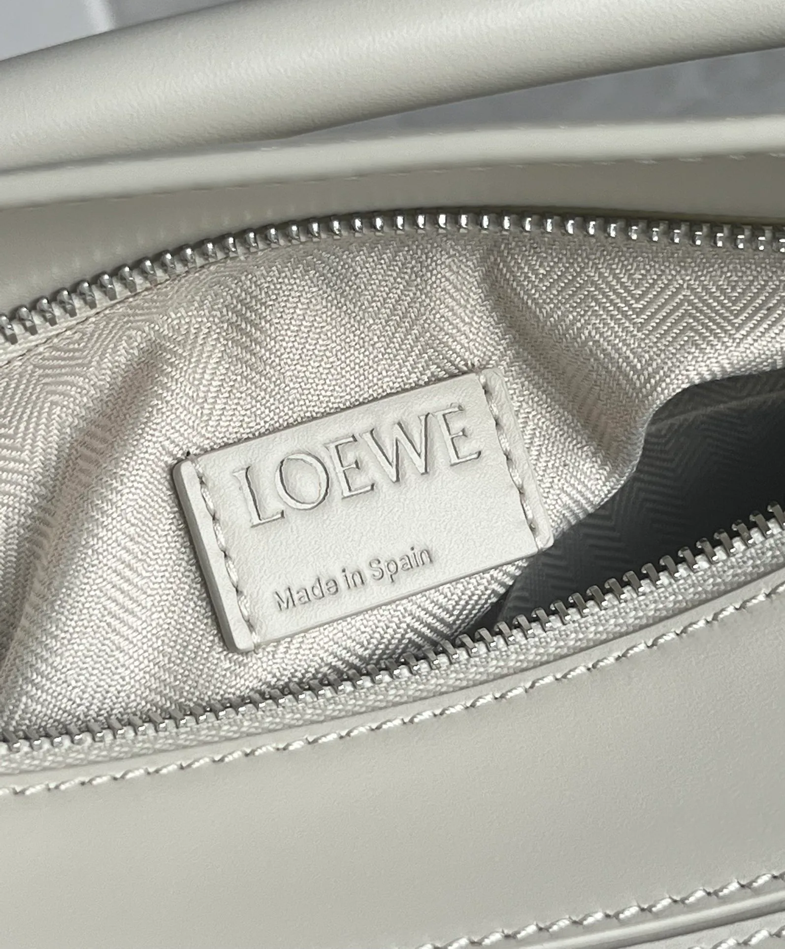 Сумки На Ремне Женские Loewe 10986880