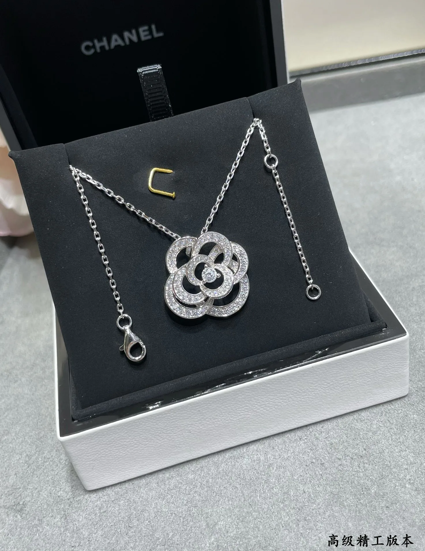 Бижутерия Chanel 17235582