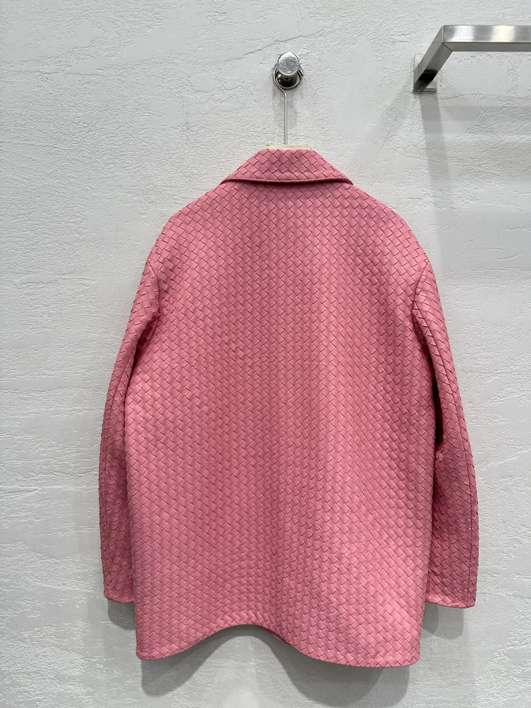 Кожаные Куртки И Дублёнки Женские Bottega Veneta 10207271