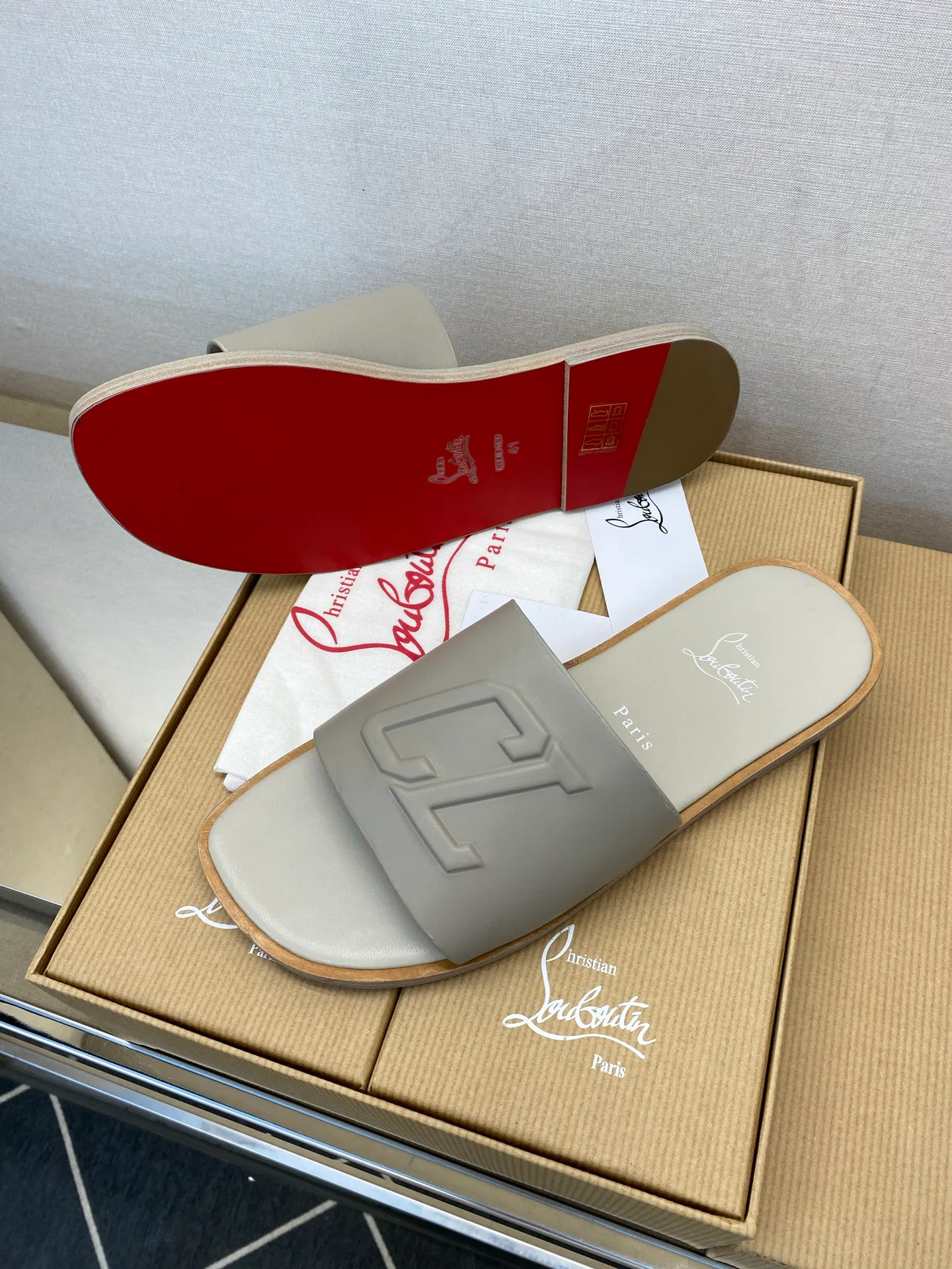 Сандалии Мужские Christian Louboutin 11710366