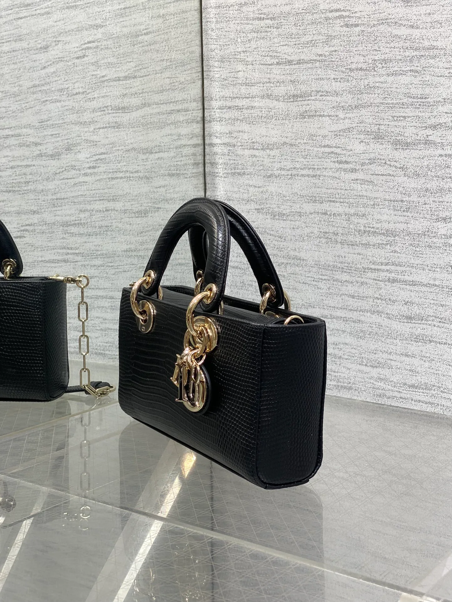 Классические Сумки Женские Christian Dior 11412677