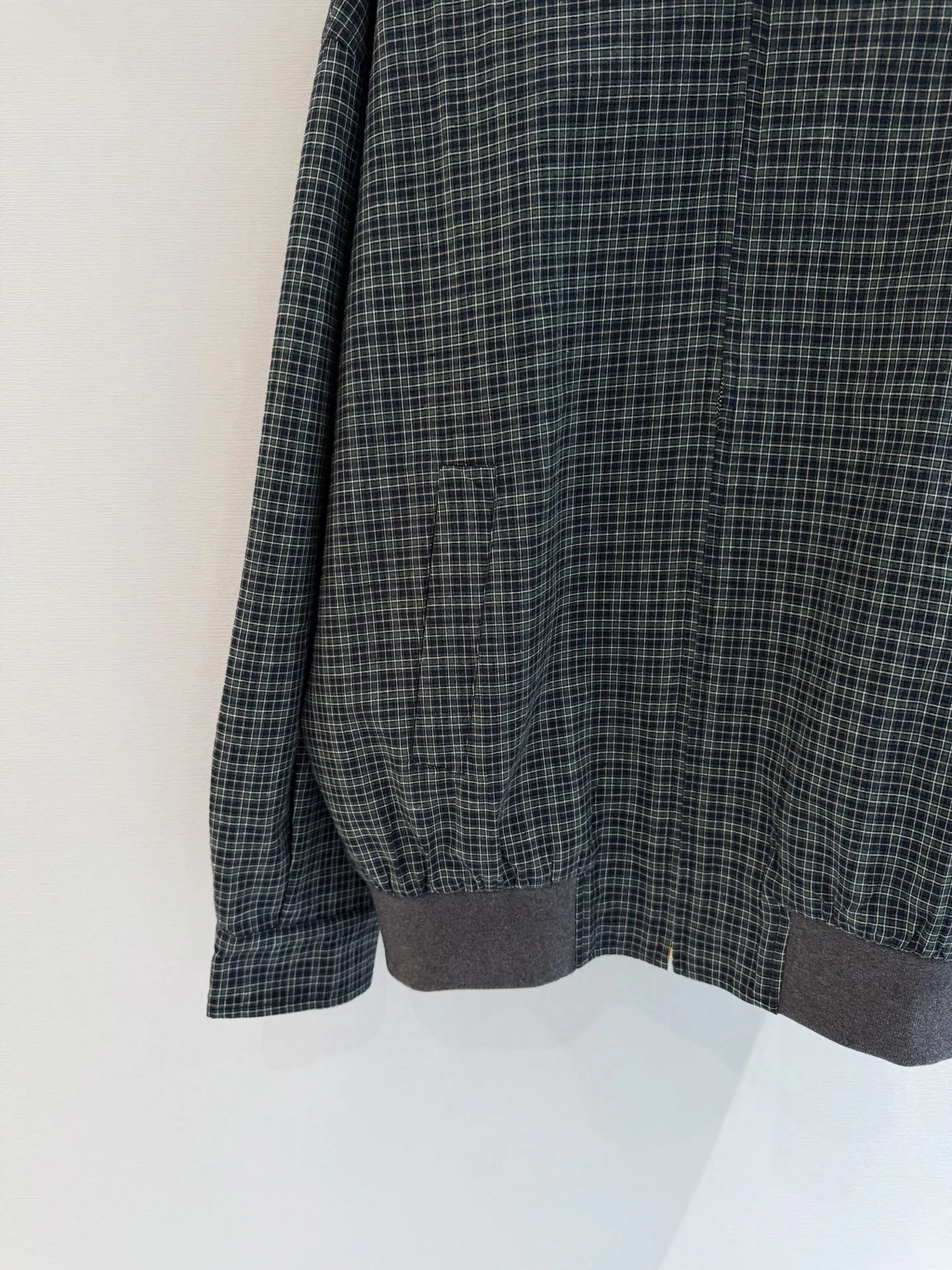Куртки И Пуховики Женские Miu Miu 18689498