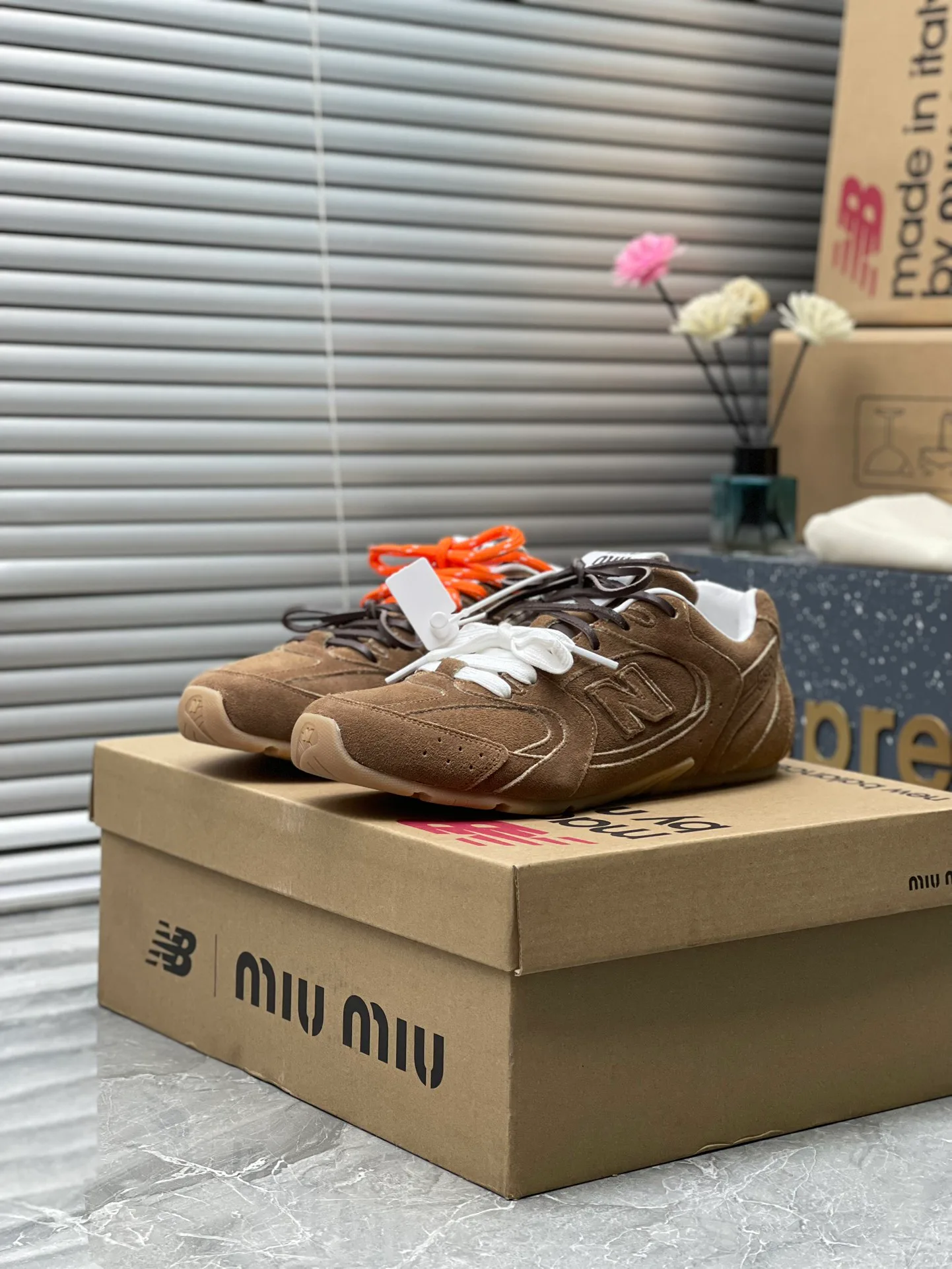 Кроссовки Женские Miu Miu 11567606