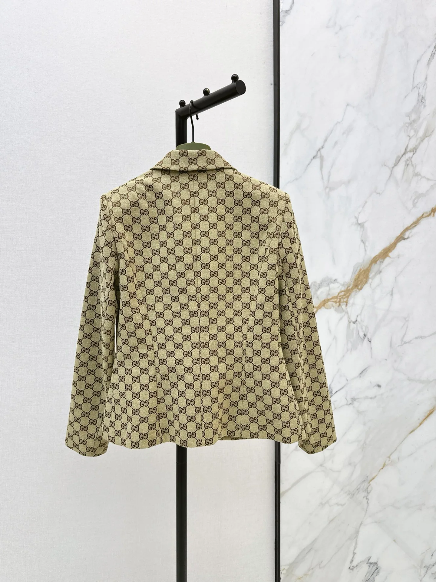 Жакеты Женские Gucci 17609973
